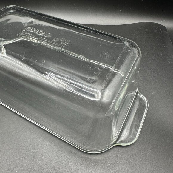 PYREX Heavy Clear Glass Loaf Pan 1 1/2 Quart Baking Dish Made in USA Vintage - Picture 8 of 14